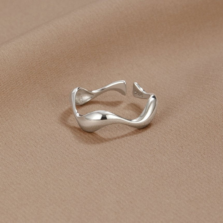 NOVA – MINIMALIST RING