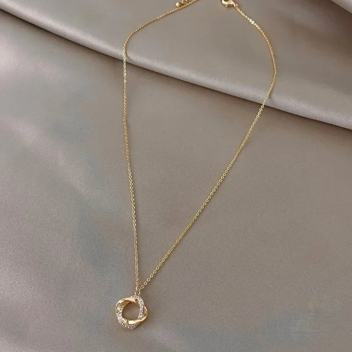 LYRA – TIMELESS NECKLACE
