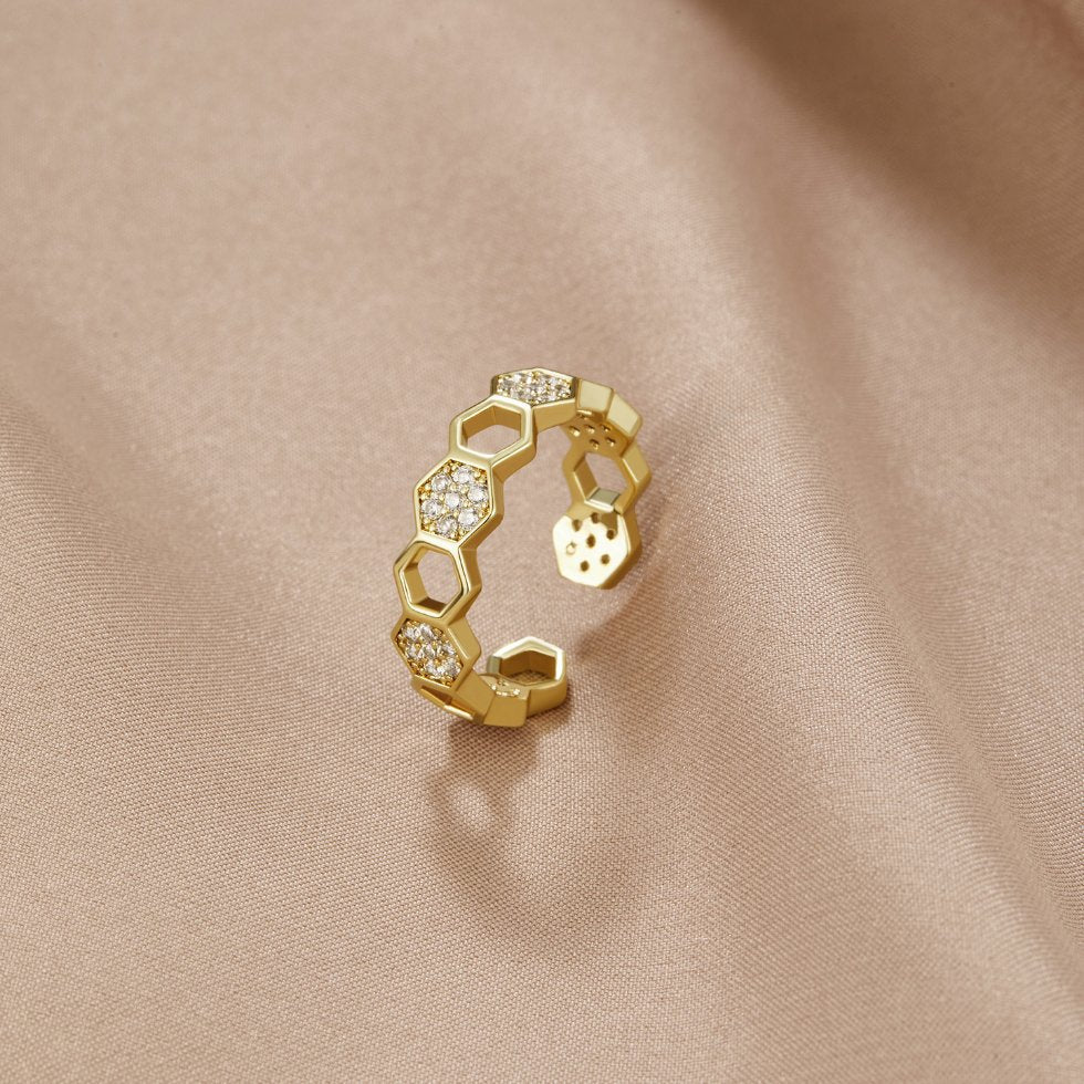 NOLA – GOLD & CRYSTAL RING