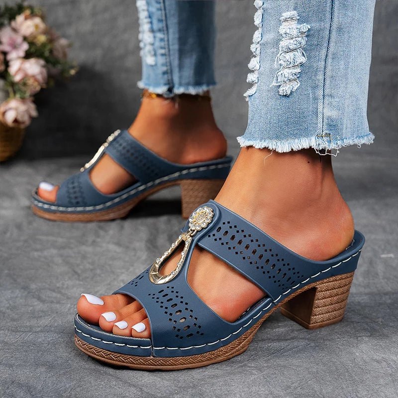 Faith | Chic and comfortable orthopaedic sandals